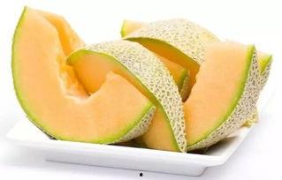 智恩吃哈密瓜的视频,甜蜜瞬间尽收眼底