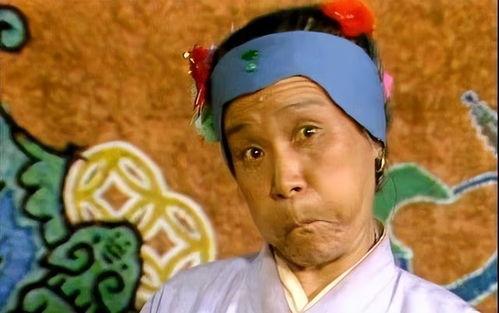 刘姥姥吃昆仑瓜视频播放,视频走红网络，瓜界新宠引关注