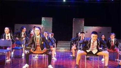 吃蜜瓜舞蹈音乐视频,跟随音乐视频感受夏日甜蜜律动